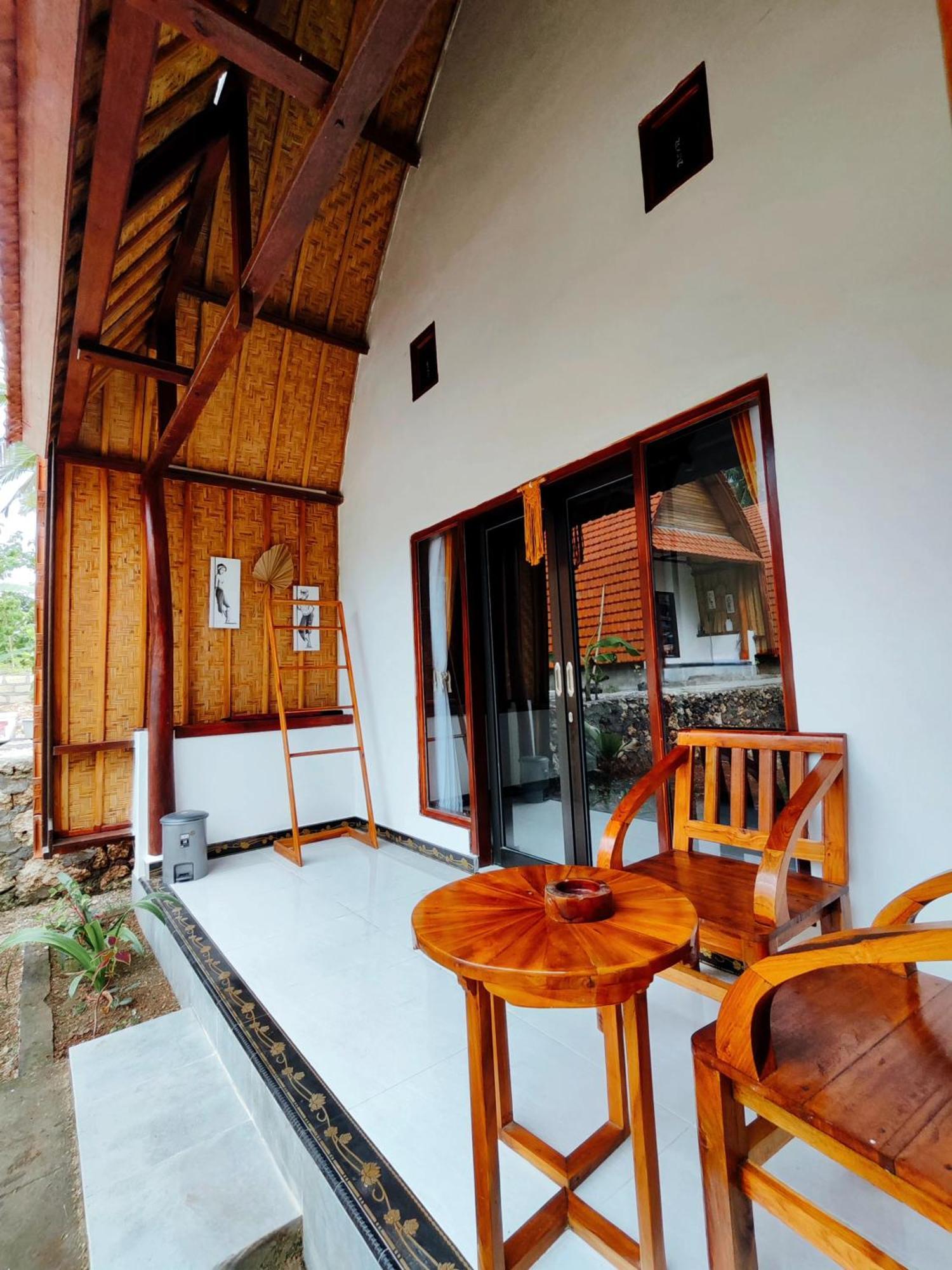 Meket Bungalows Toyapakeh Luaran gambar