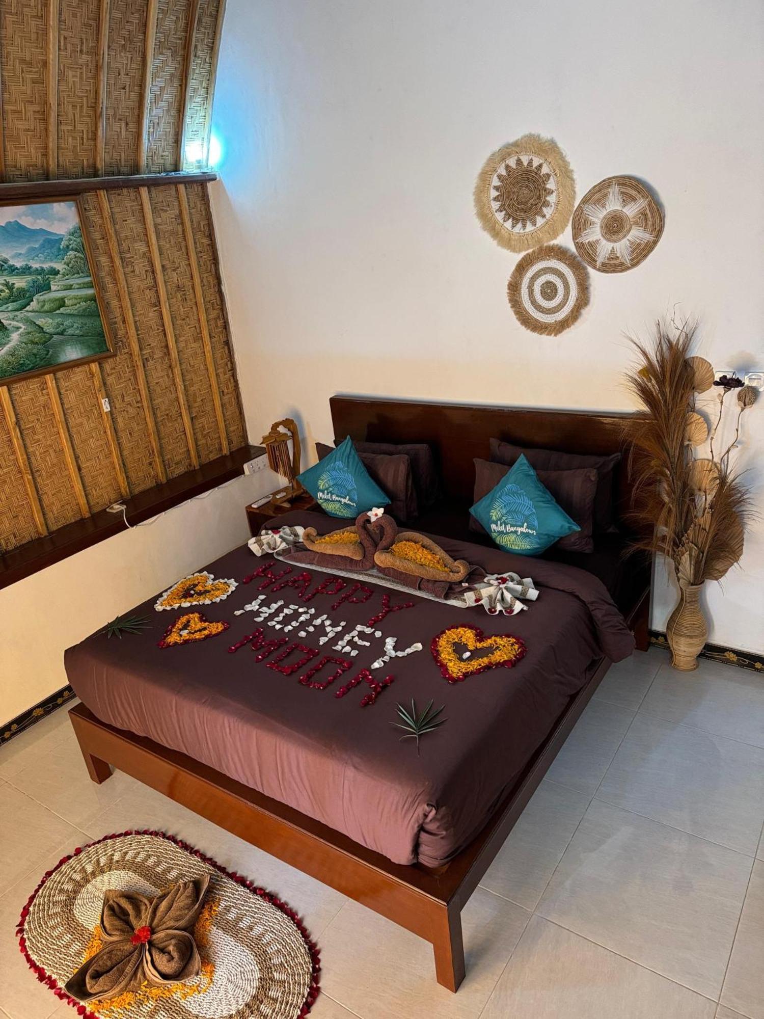 Meket Bungalows Toyapakeh Luaran gambar