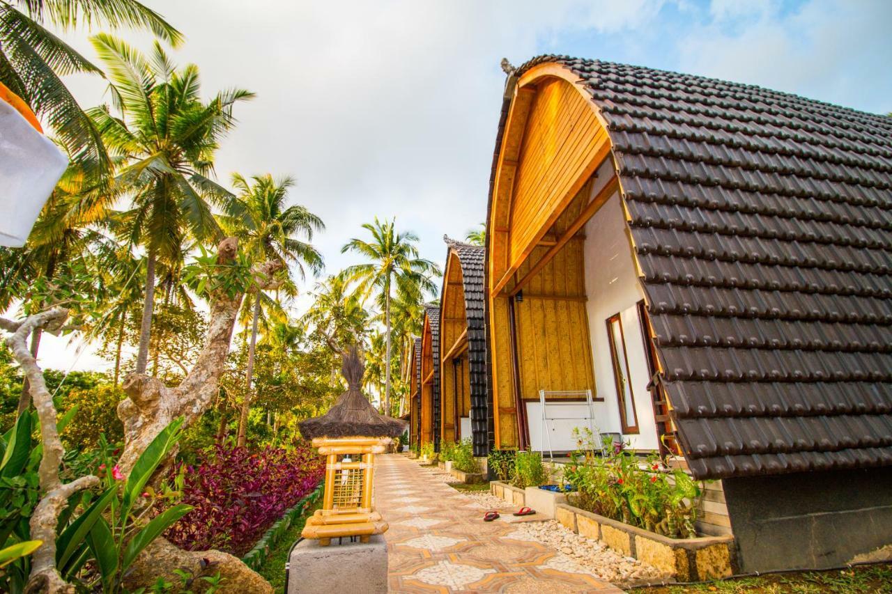 Meket Bungalows Toyapakeh Luaran gambar