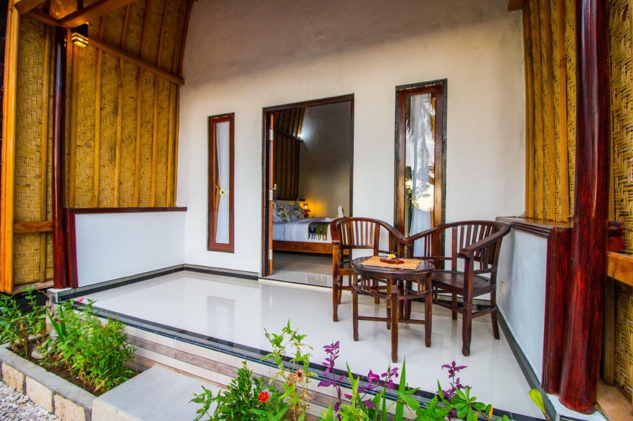 Meket Bungalows Toyapakeh Luaran gambar